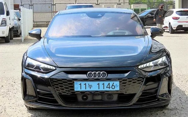 인천신용회복자동차 e-트론 GT GT 콰트로 프리미엄 매물 사진 10 - 2022/04 63,818km